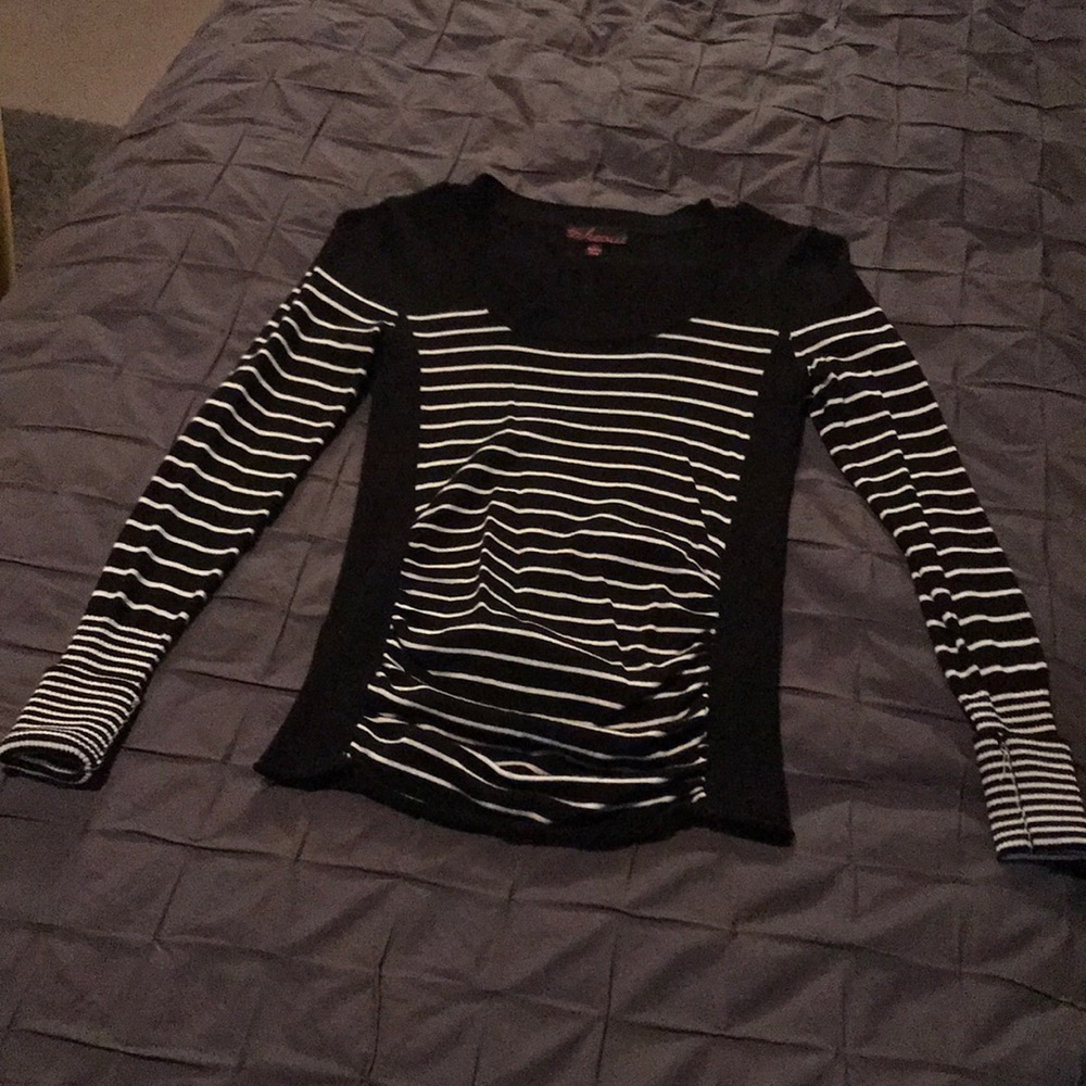 Black & white striped Sweater XS